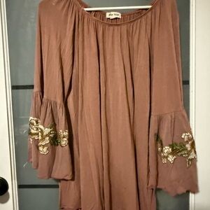 Flowy Mauve Top with Embroidered Sleeves